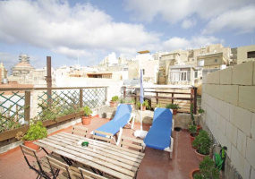 Cospicua, Malta, 2 Bedrooms Bedrooms, ,1 BathroomBathrooms,Hus,Till salu,1453