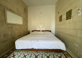 Senglea, Malta, 2 Bedrooms Bedrooms, ,1 BathroomBathrooms,Hus,Till salu,1485