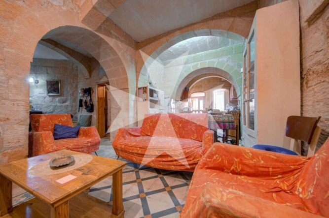 Victoria, Gozo, Malta, 4 Bedrooms Bedrooms, ,3 BathroomsBathrooms,Hus,Till salu,1500
