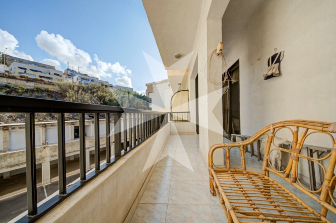 St Pauls Bay, Malta, 3 Bedrooms Bedrooms, ,2 BathroomsBathrooms,Lägenhet,Till salu,1537